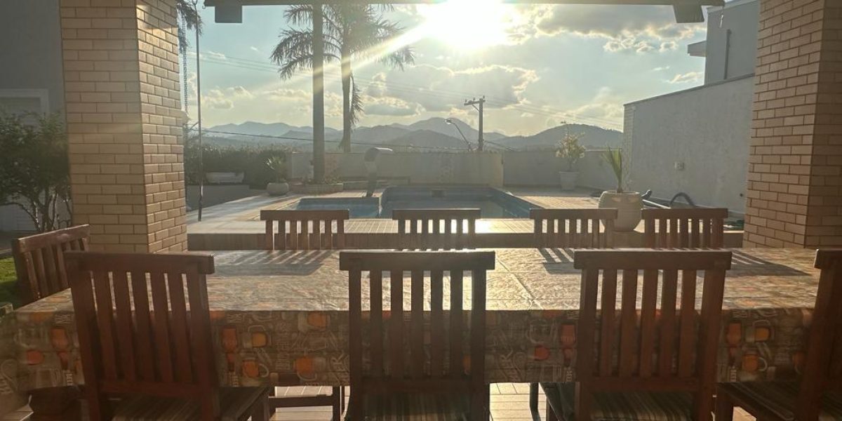 sobrado-ibira-4suites (14)